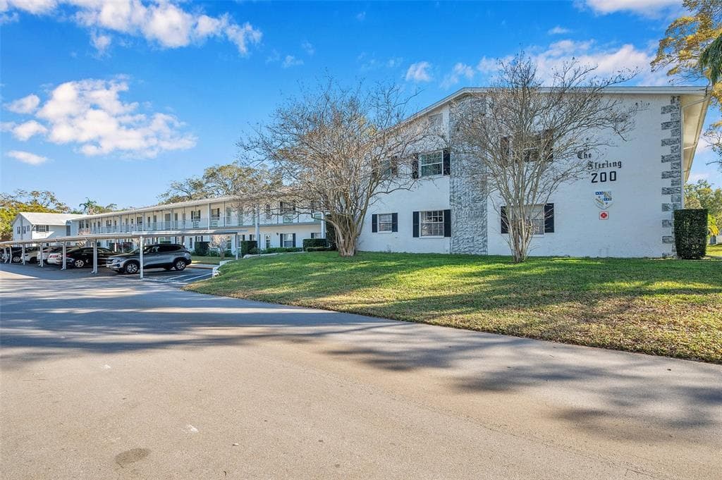 200 GLENNES LN UNIT 206 DUNEDIN, FL 34698