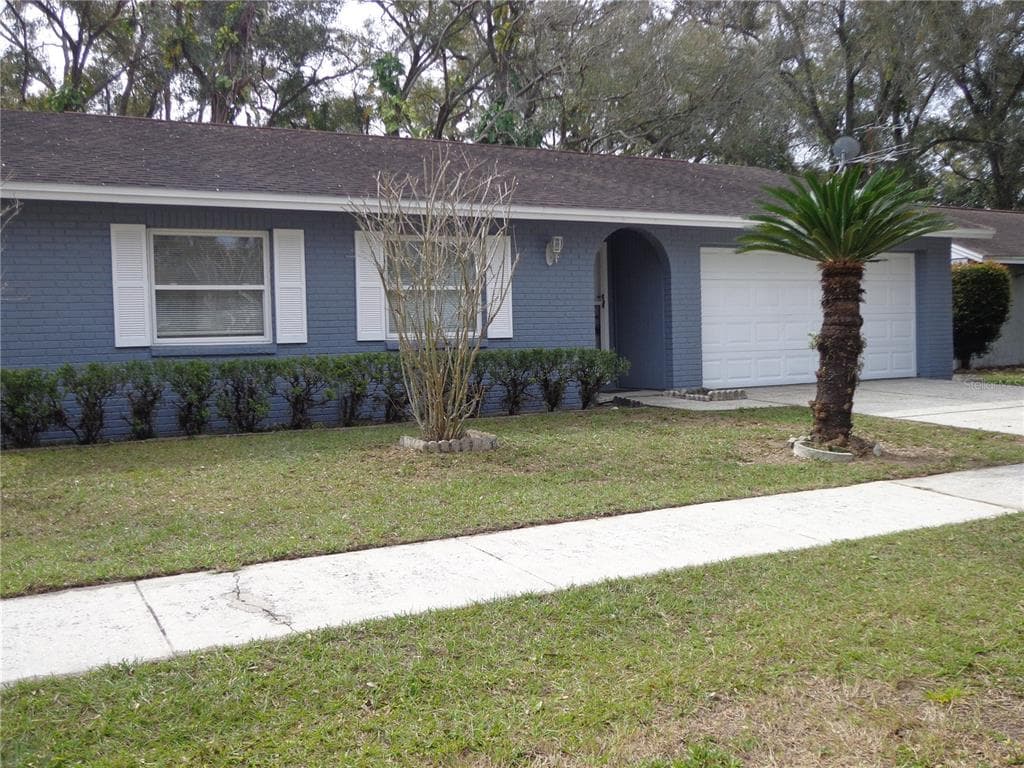 721 REGENT CIRCLE S BRANDON, FL 33511