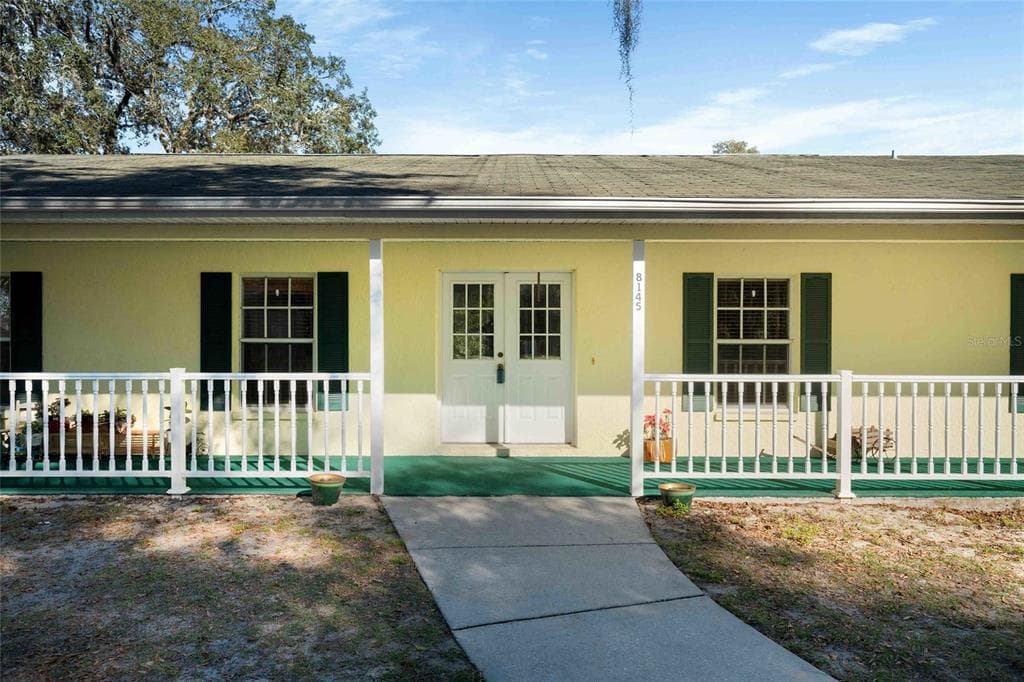 8145 MARCHANT DRIVE NEW PORT RICHEY, FL 34653