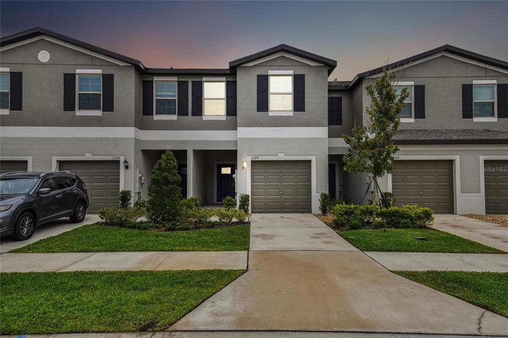 3633 BELLMEADE COURT WESLEY CHAPEL, FL 33543