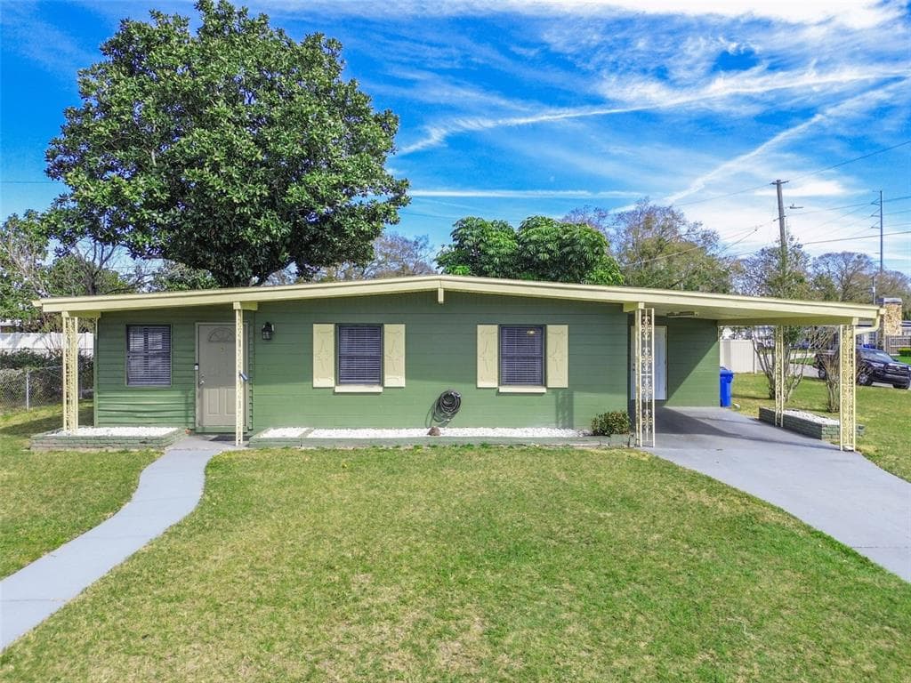 7801 N GOMEZ AVENUE TAMPA, FL 33614