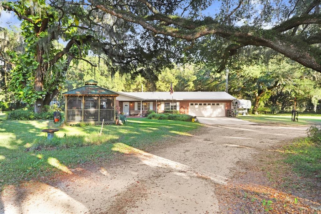 1725 N GALLOWAY ROAD LAKELAND, FL 33810