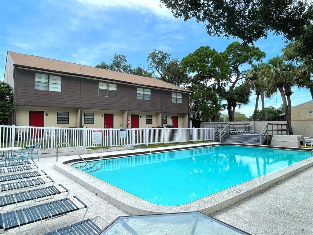 6119 MEMORIAL HIGHWAY UNIT 12 TAMPA, FL 33615
