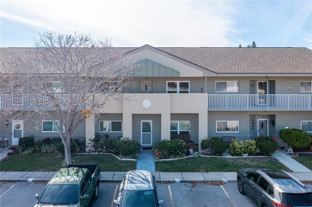 2294 BELGIAN LANE UNIT 28 CLEARWATER, FL 33763