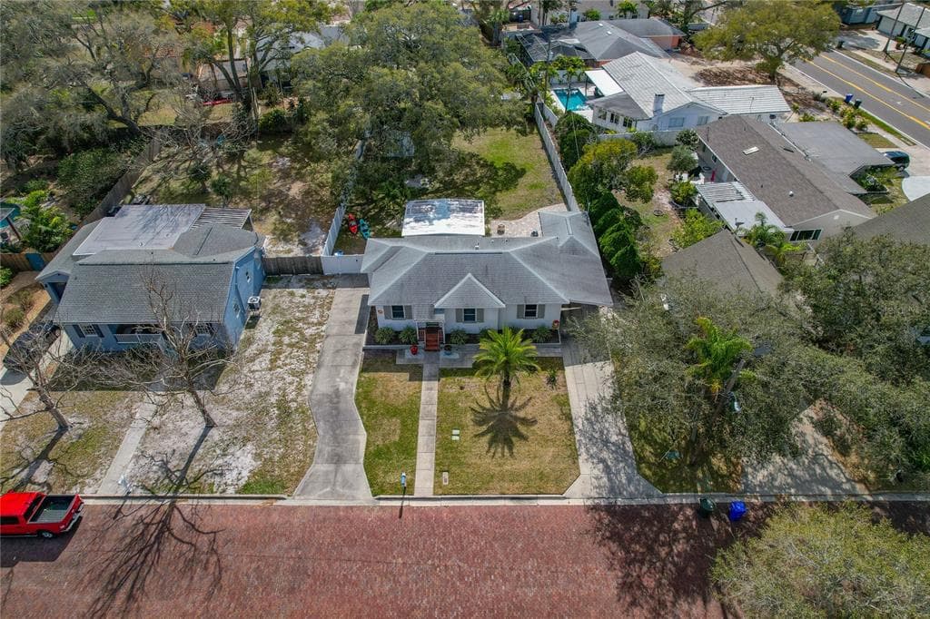 315 BUENA VISTA DRIVE S DUNEDIN, FL 34698