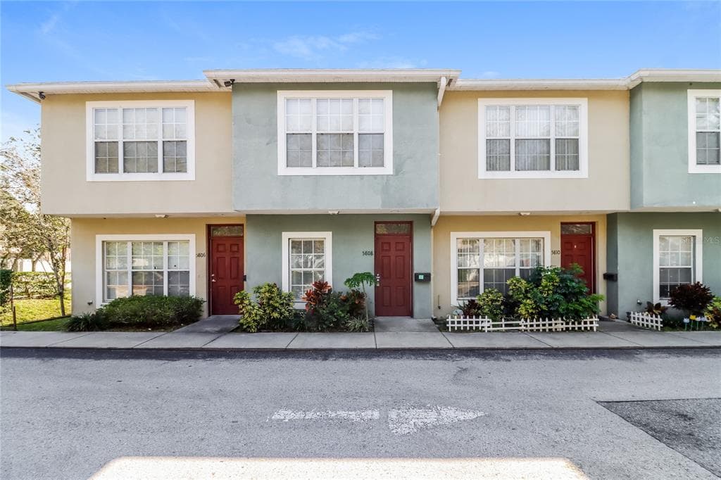 5808 NATURE TERRACE COVE TAMPA, FL 33617