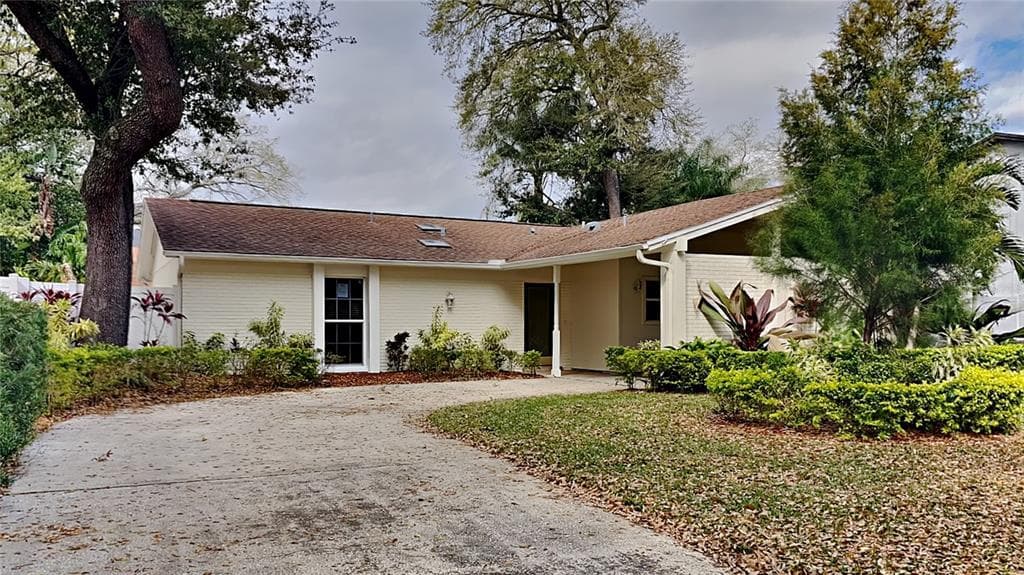 3119 W BURKE STREET TAMPA, FL 33614