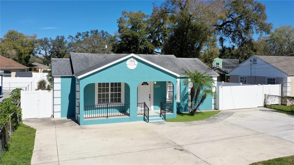 2307 W POWHATAN AVENUE TAMPA, FL 33603