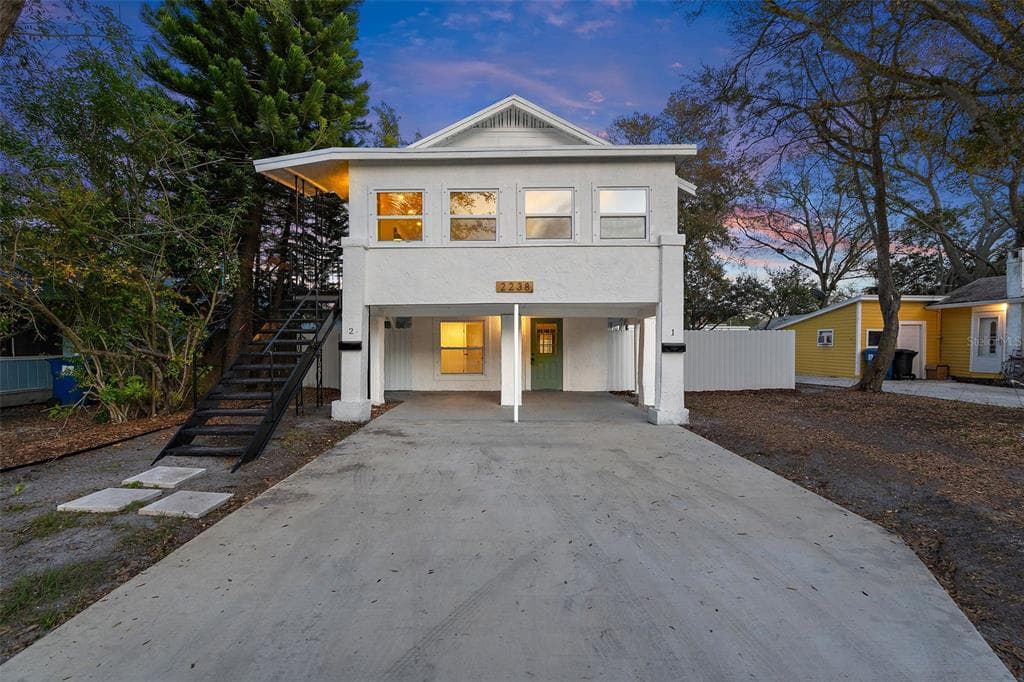 2238 QUINCY STREET S ST PETERSBURG, FL 33711