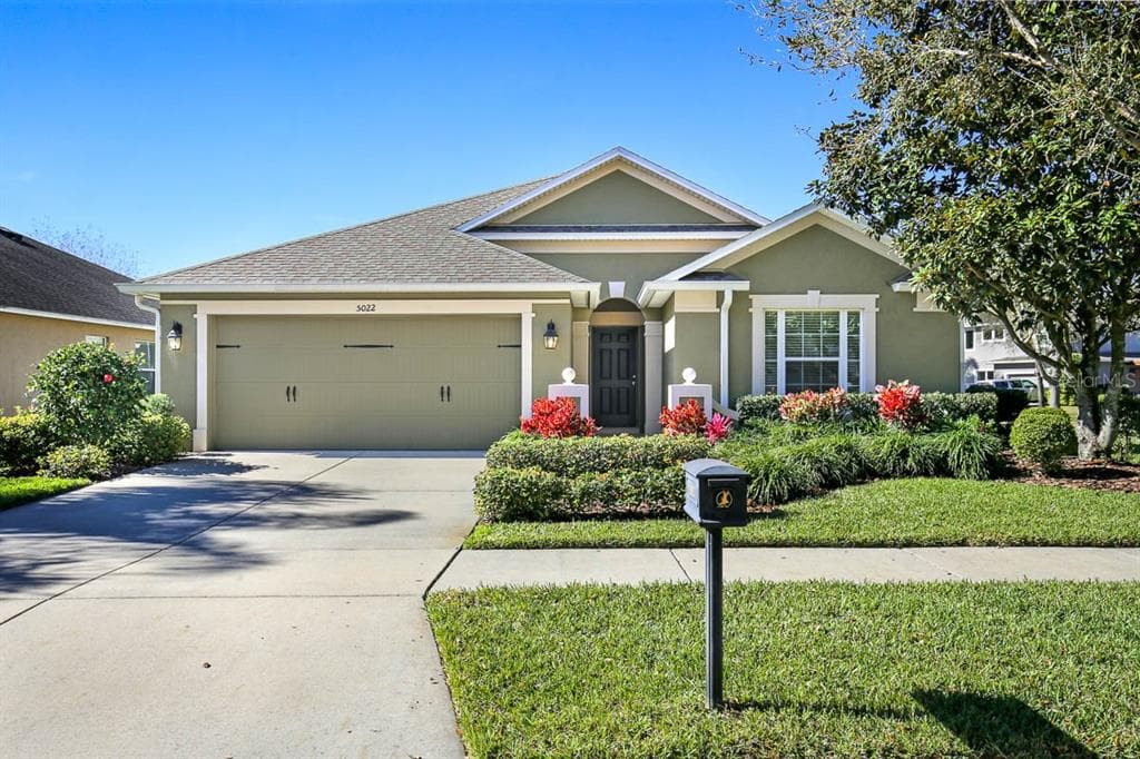 5022 SANDERLING RIDGE DRIVE LITHIA, FL 33547
