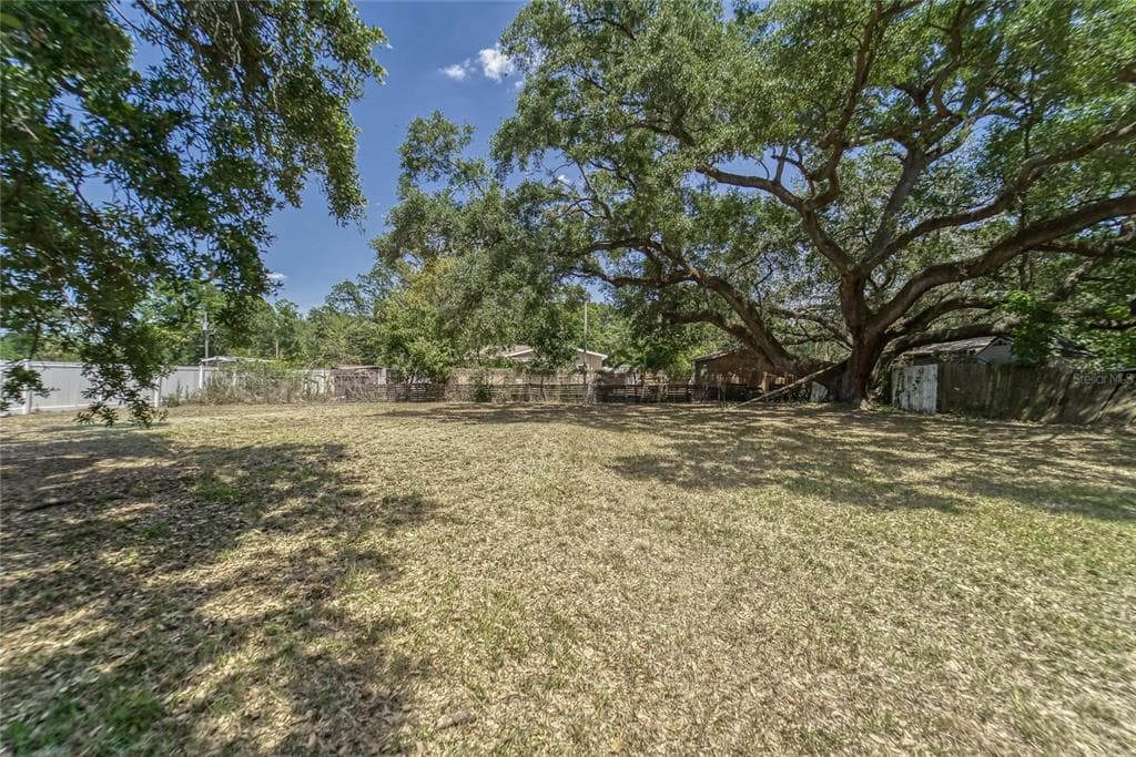 S 48TH STREET TAMPA, FL 33619