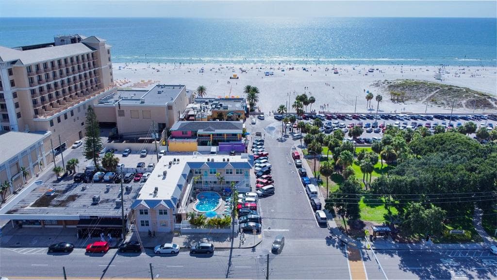 530 MANDALAY AVENUE UNIT 104 CLEARWATER, FL 33767