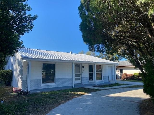 10760 62ND AVENUE SEMINOLE, FL 33772