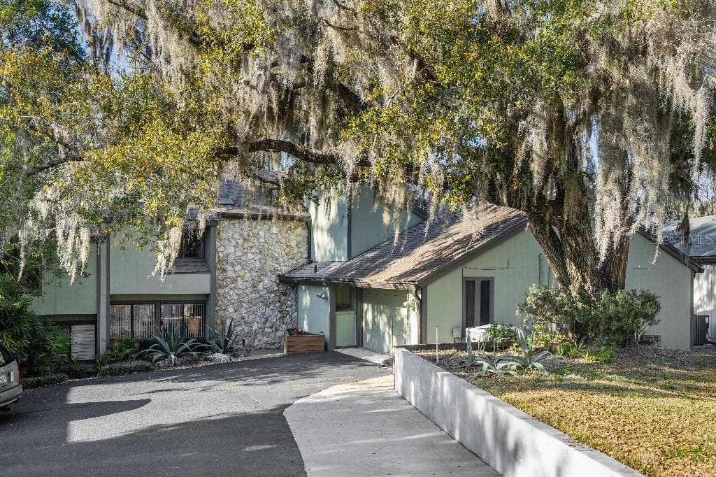1659 NW 19TH CIRCLE GAINESVILLE, FL 32605
