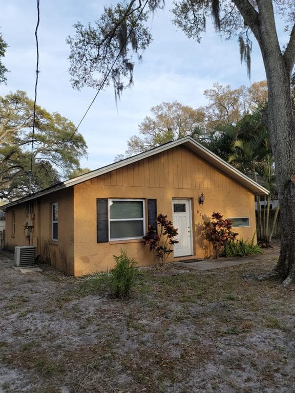 626 2ND AVENUE N SAFETY HARBOR, FL 34695