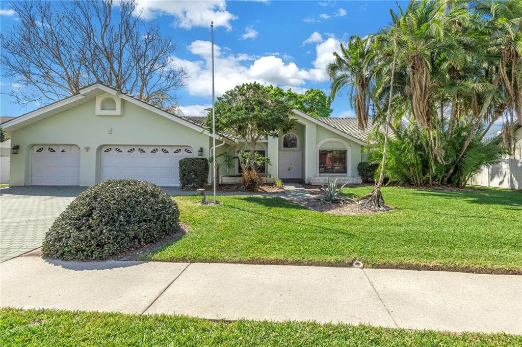 13706 CHESTERSALL DRIVE TAMPA, FL 33624