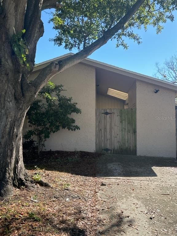 10505 BRYNWOOD LANE TAMPA, FL 33624