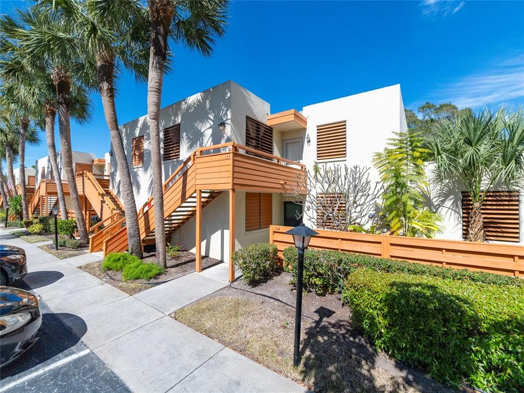134 WILD PALM DRIVE UNIT 134 BRADENTON, FL 34210