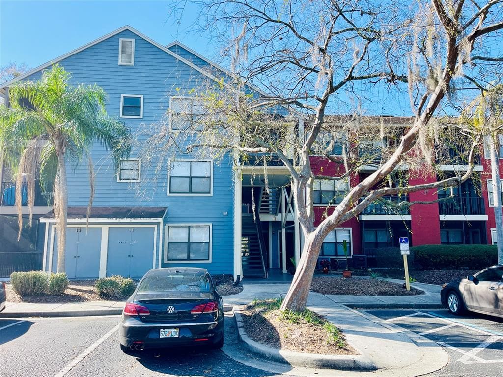3466 SAINT BART LANE UNIT 103 TAMPA, FL 33614
