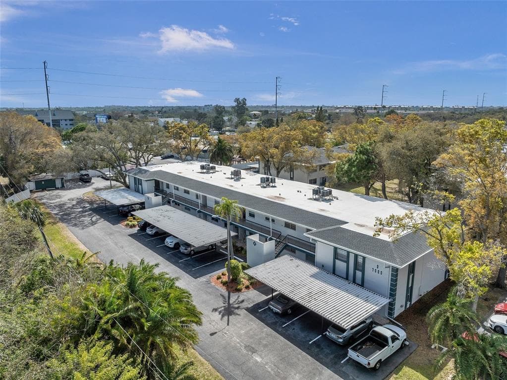 7560 92ND STREET UNIT 107B SEMINOLE, FL 33777