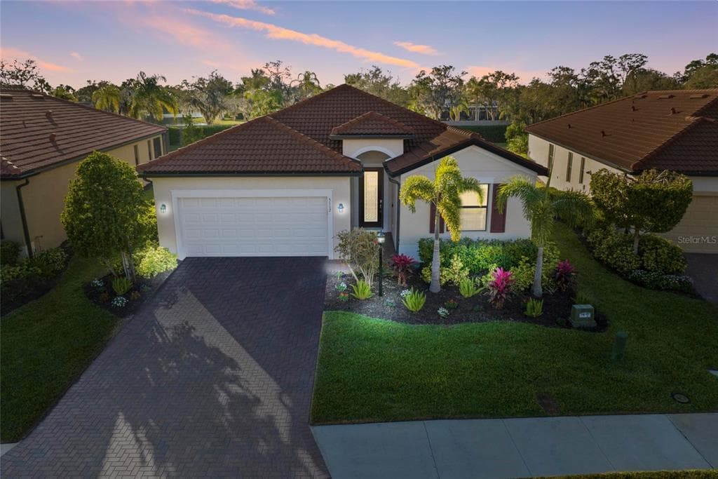 5112 TOBERMORY WAY BRADENTON, FL 34211