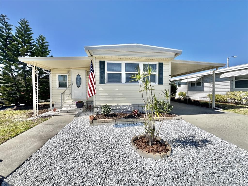 7158 MOUNT BRISTOL BOULEVARD NE UNIT 456 ST PETERSBURG, FL 33702