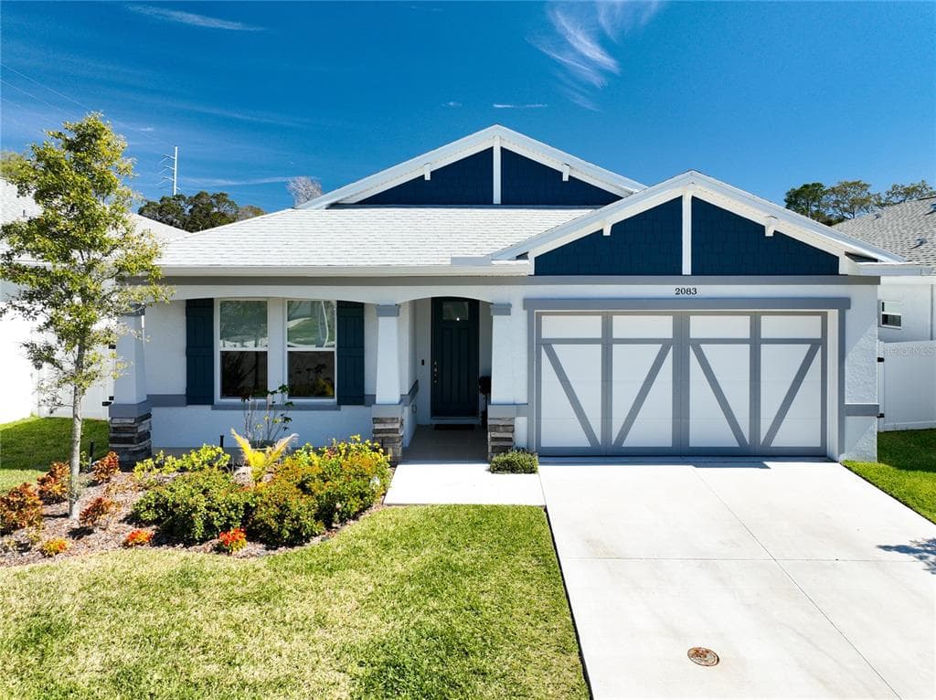 2083 PARAGON CIRCLE W CLEARWATER, FL 33755