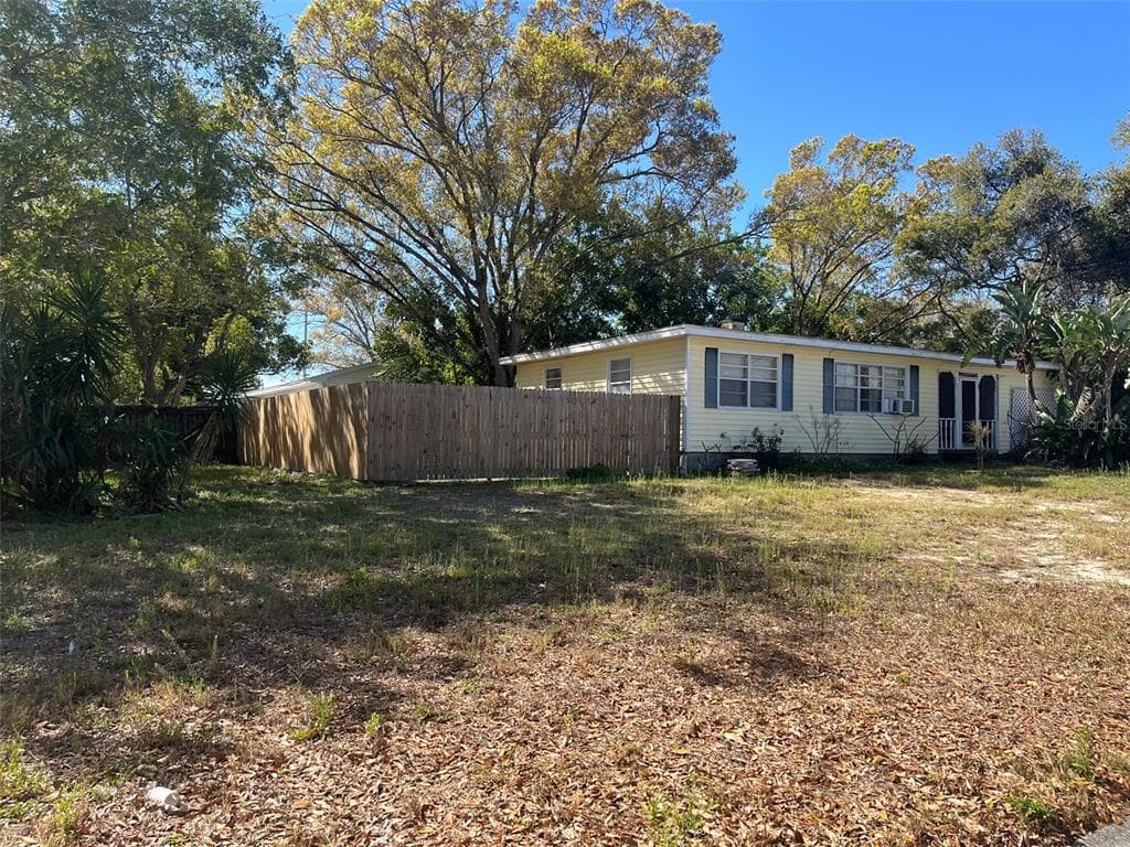 205 7TH AVENUE SW LARGO, FL 33770