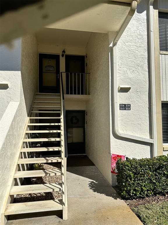 216 CYPRESS COURT UNIT 128 OLDSMAR, FL 34677