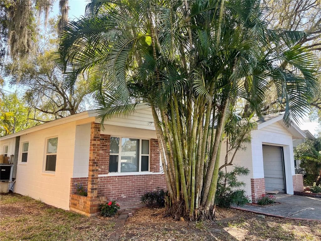 1834 MONTANA AVENUE NE ST PETERSBURG, FL 33703