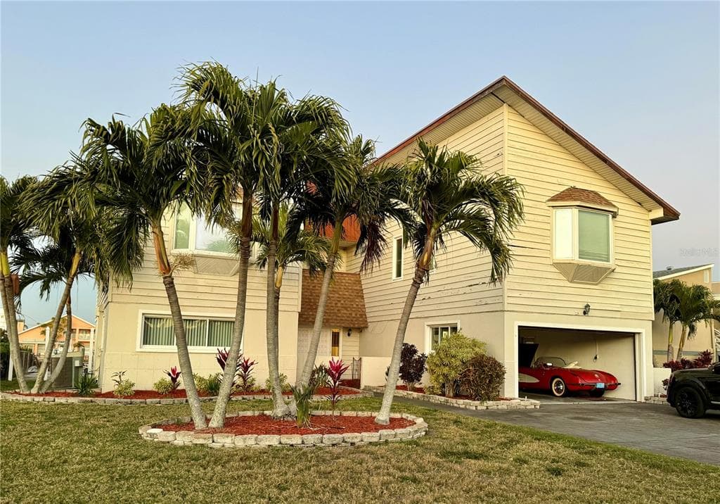 11285 5TH STREET E TREASURE ISLAND, FL 33706