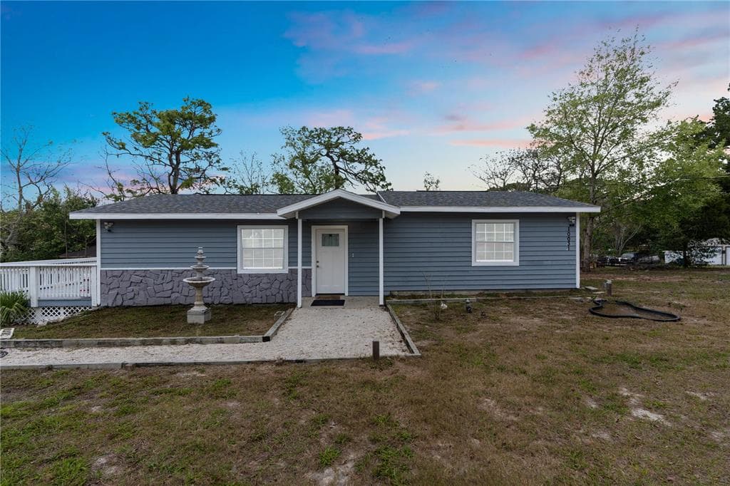 10031 LAKE DRIVE WEEKI WACHEE, FL 34613