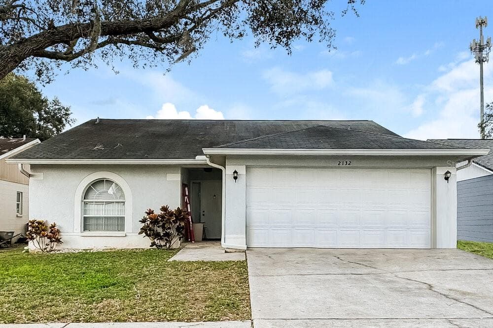 2132 RIDGEMORE DRIVE VALRICO, FL 33594