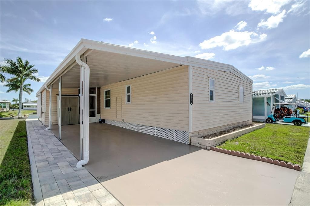 3210 BIRKDALE DRIVE HOLIDAY, FL 34690