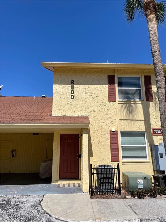 7516 FRAGANCIA COURT TAMPA, FL 33615