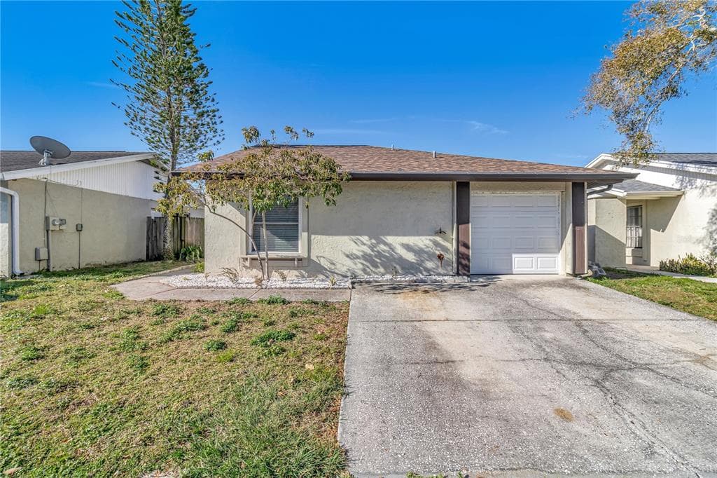 10329 CHADBOURNE DRIVE TAMPA, FL 33624
