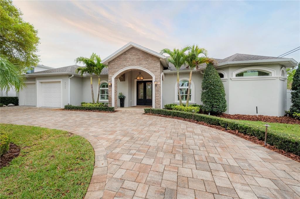 3620 W EL PRADO BOULEVARD TAMPA, FL 33629