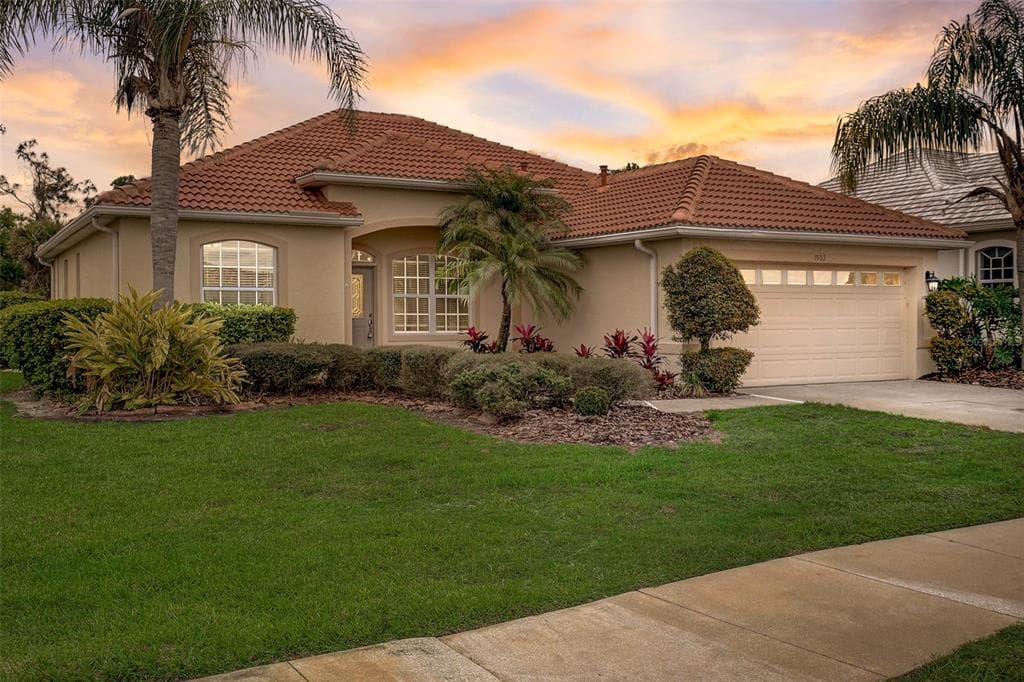 1902 COCONUT PALM CIRCLE NORTH PORT, FL 34288