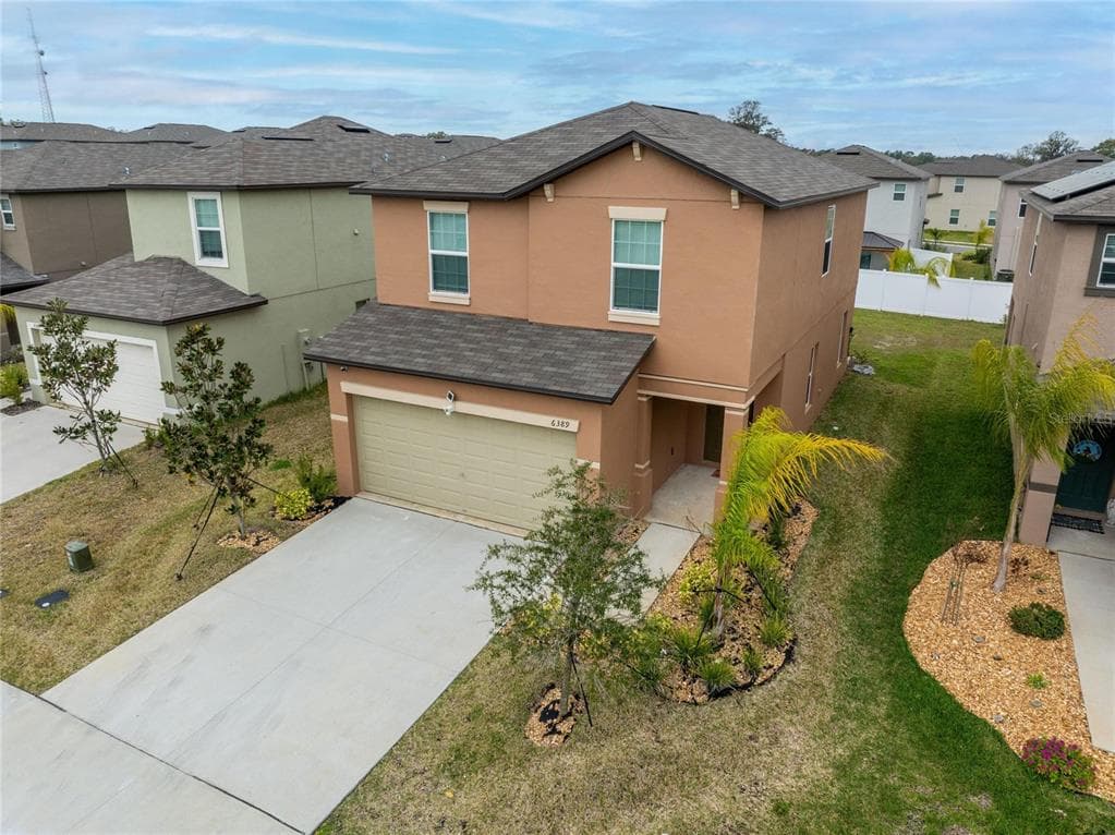 6389 BEVERLY HILLS DRIVE ZEPHYRHILLS, FL 33541