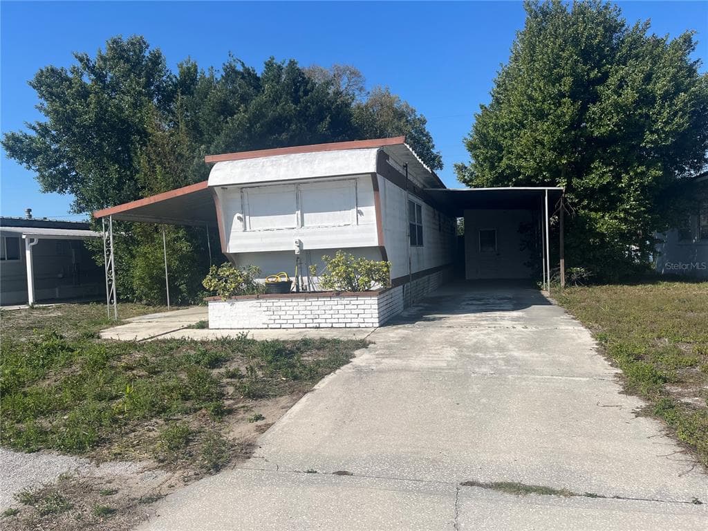 2111 KEPNER DRIVE HOLIDAY, FL 34691