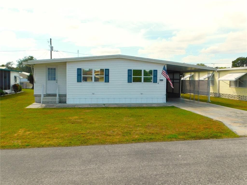 36940 BETH AVENUE ZEPHYRHILLS, FL 33542