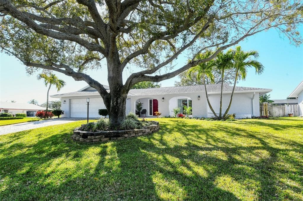 6801 13TH AVENUE W BRADENTON, FL 34209