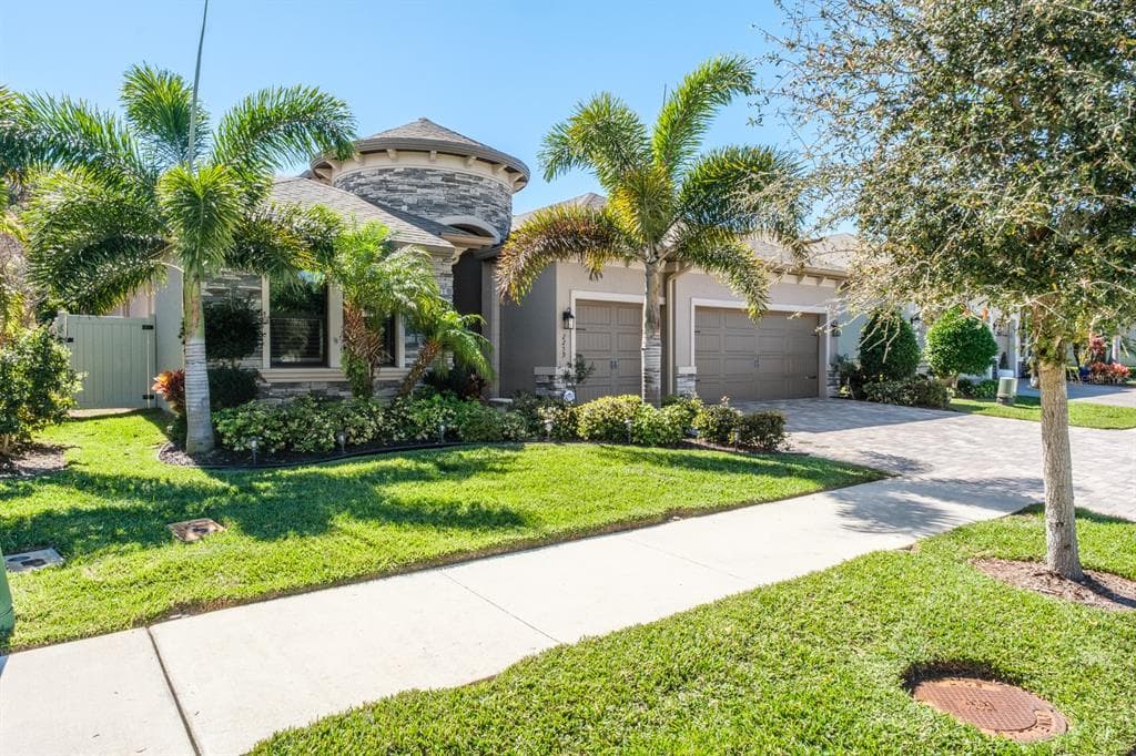 2259 HIGHWOOD COURT DUNEDIN, FL 34698