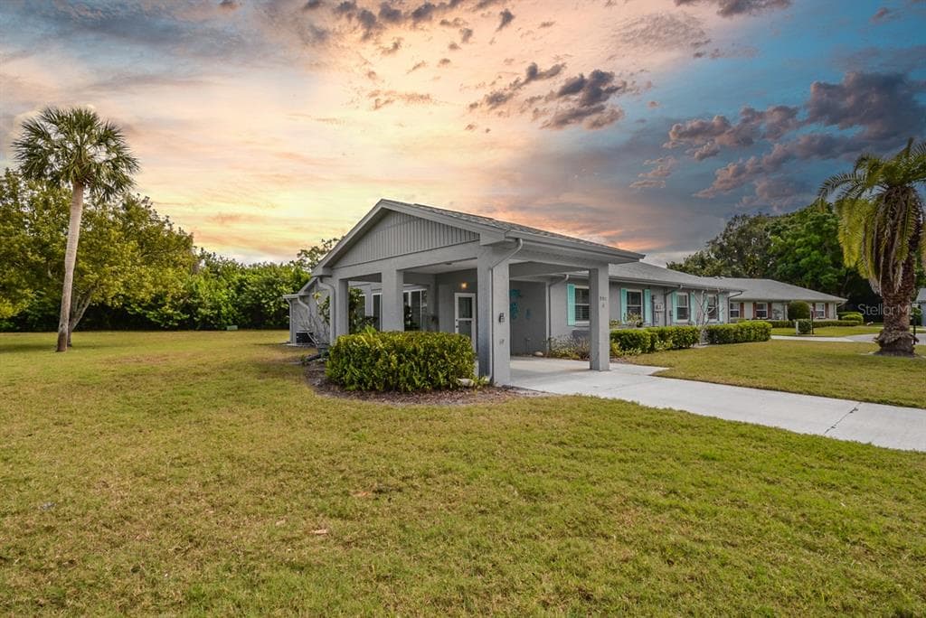 501 FALLOW COURT UNIT A SUN CITY CENTER, FL 33573