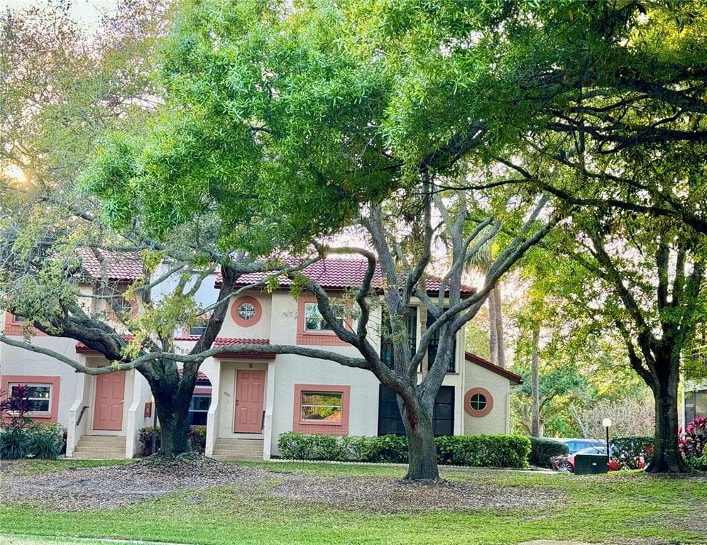 500 SANTA CRUZ PLACE NE UNIT A ST PETERSBURG, FL 33703