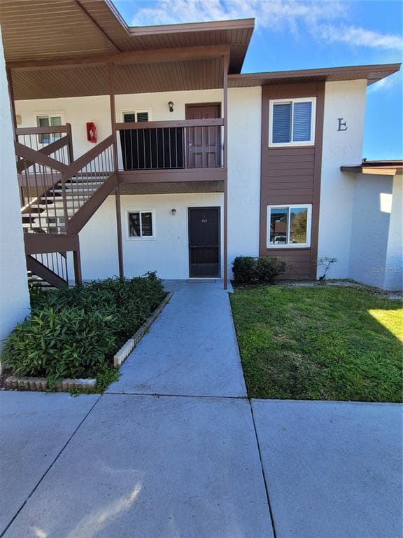 39132 COUNTY ROAD 54 UNIT 2018 ZEPHYRHILLS, FL 33542