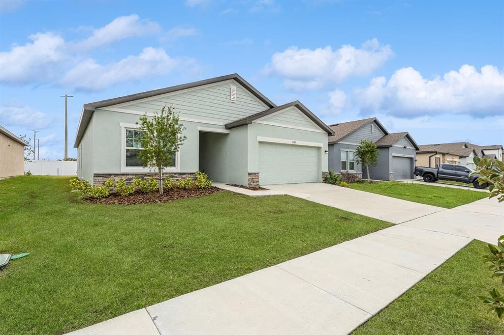 2385 HARRIS HAWK AVENUE RUSKIN, FL 33570