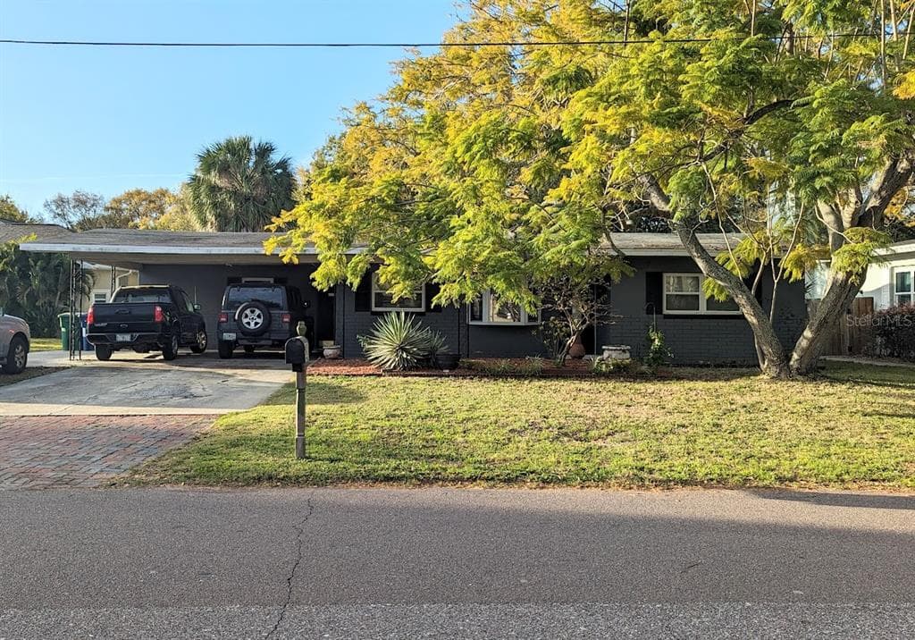 3008 W MARLIN AVENUE TAMPA, FL 33611