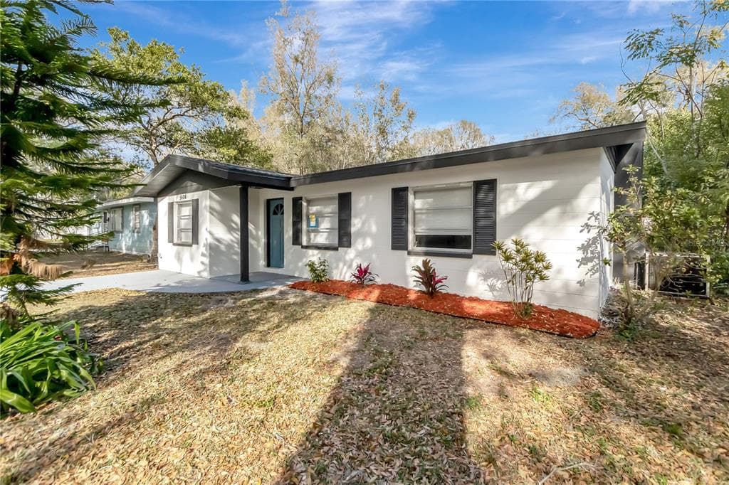5606 17TH STREET ZEPHYRHILLS, FL 33542
