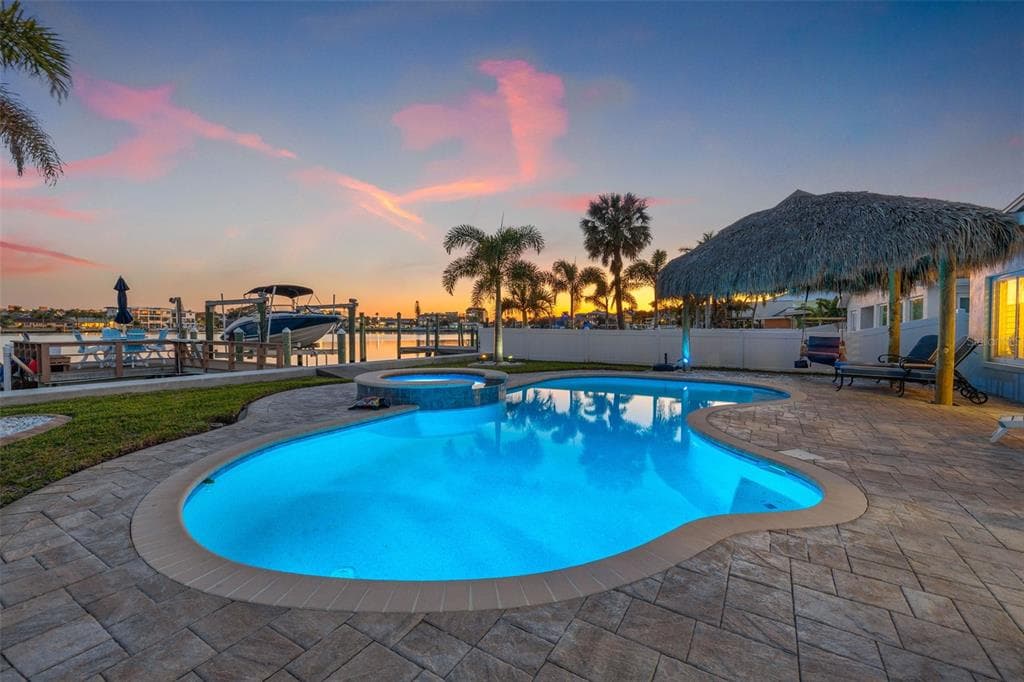 17049 DOLPHIN DRIVE NORTH REDINGTON BEACH, FL 33708
